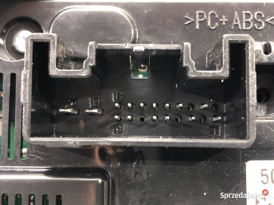 PANEL STEROWANIA NAWIEWU VW PASSAT B8