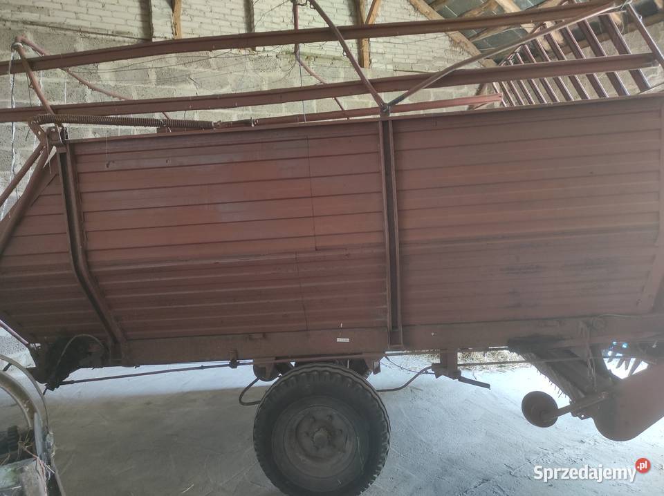 Przyczepa samozbierająca T 055 Agromet Kunów