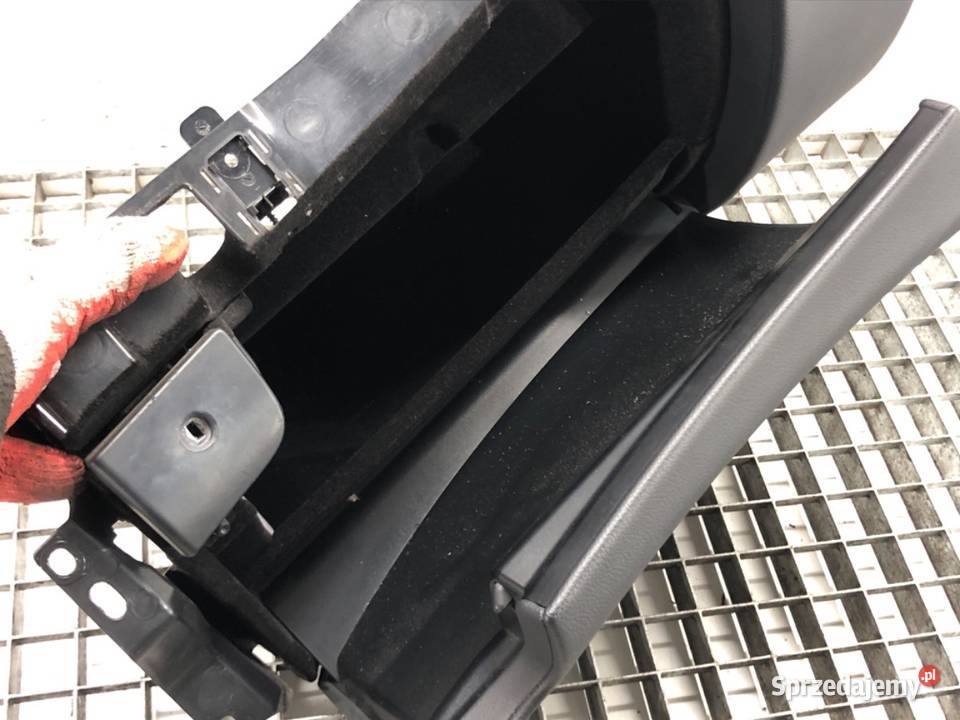 SCHOWEK PASAŻERA MERCEDES C219 SportowyCoupe osobowe