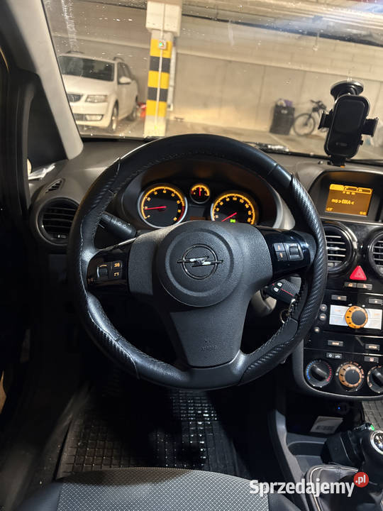 Opel Corsa Opel Corsa D 14 100 AFL Tempomat Warszawa