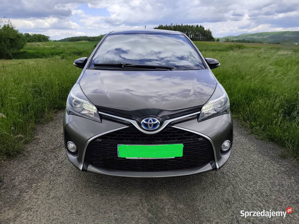 TOYOTA YARIS 15i HYBRID Kostarowce sprzedam