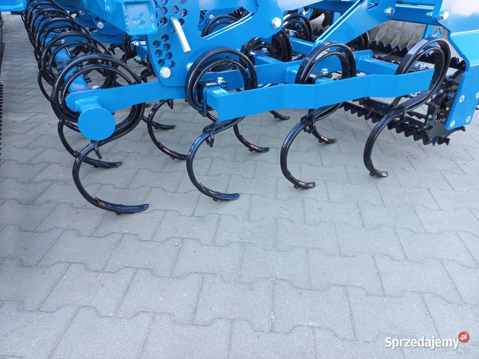 Agregat uprawowy przedsiewny kompaktor Agripol nieuszkodzony