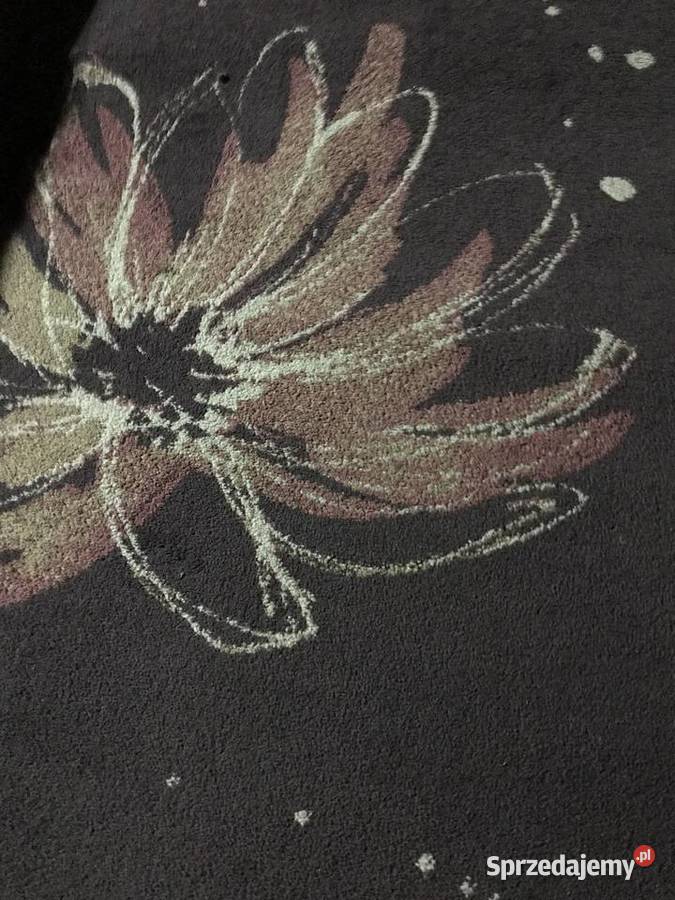 Dywan Agnella czarny retro vitage motyw kwiatowy czarny Dywany i wykładziny