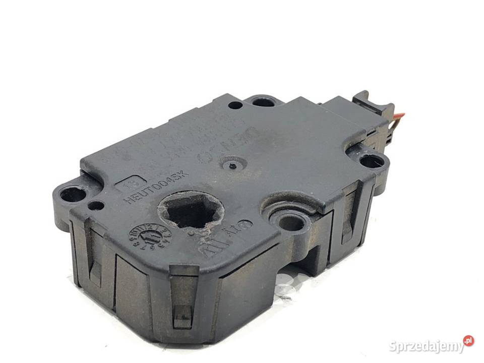 SILNIK NAGRZEWNICY AUDI CZ1139300855 A6 C7 1018