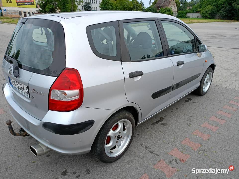 Honda Jazz 2003 klima działa nie trzeba nabijać Rok produkcji 2003 Oława
