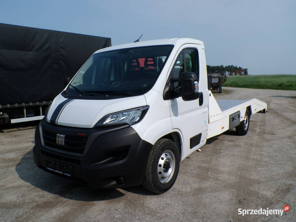 Fiat Ducato autolaweta pomoc drogowa auto pomoc serwisowany w ASO Raszków