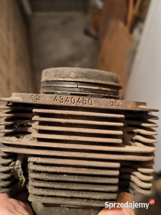 Cylindry z tlokami fiat 126p dwie sztuki Radomsko