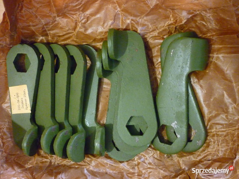 Pedał prawy 20104088 Dębica