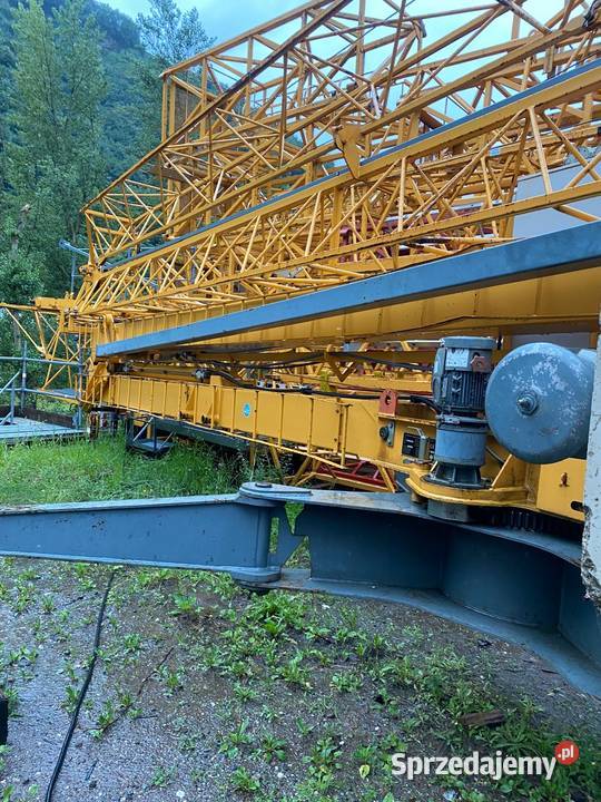 Dźwig LIEBHERR 22mb Katowice