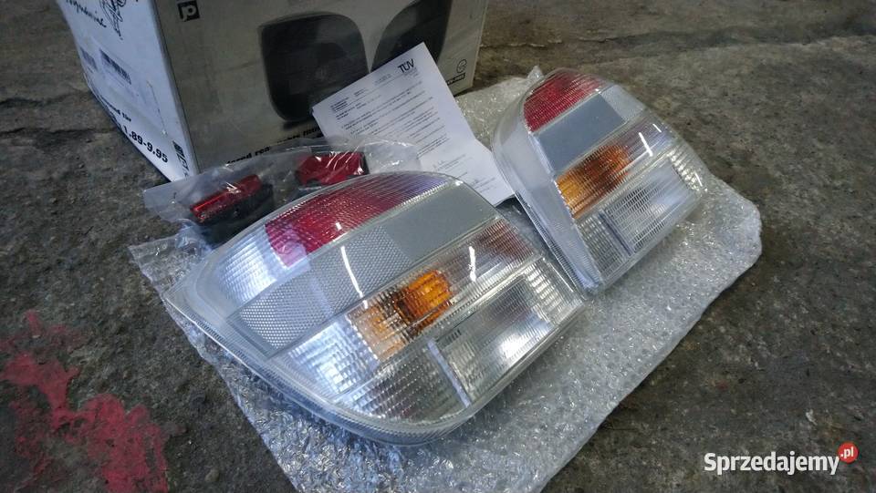 Lampy tylne nowe Ford Fiesta Mk3 białe Fifft MHW