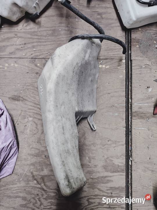 Zbiorniczek spryskiwaczy Alfa Romeo 156