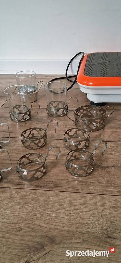Szklanki z koszykami z czasów PRL łódzkie