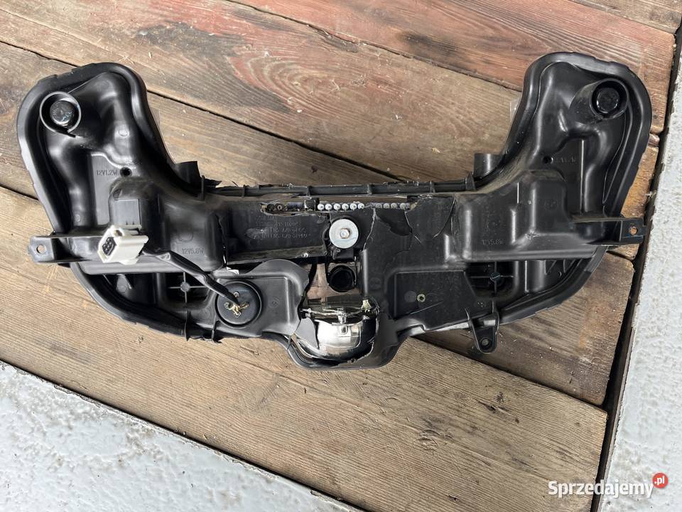 Yamaha Xmax 125 300 400 Tmax lampa przód Grońsko