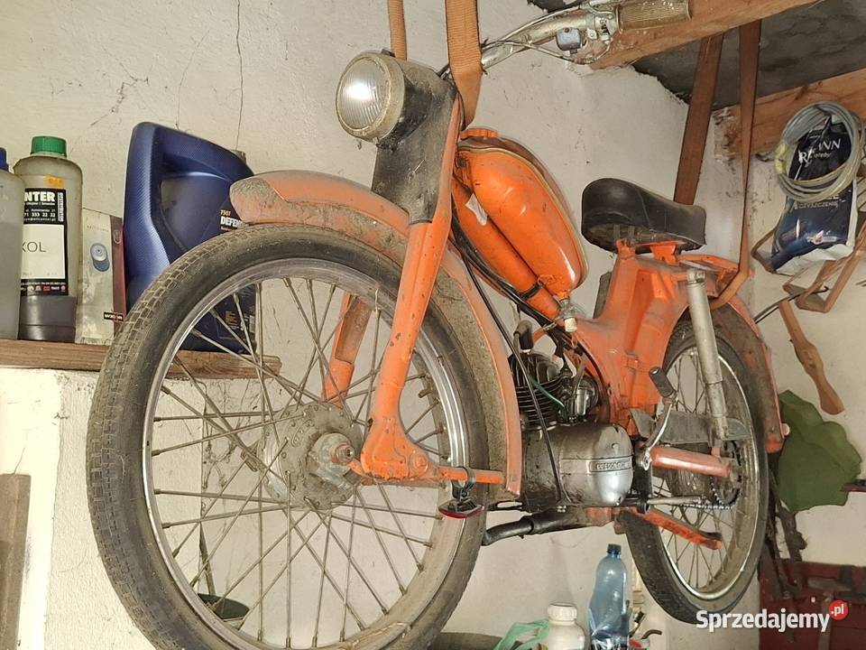 Motorower komar 1km Wołów