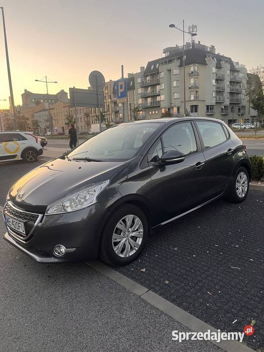 Peugeot 208 I 12 Salon Polska Serwis Bezwypadek Warszawa sprzedam