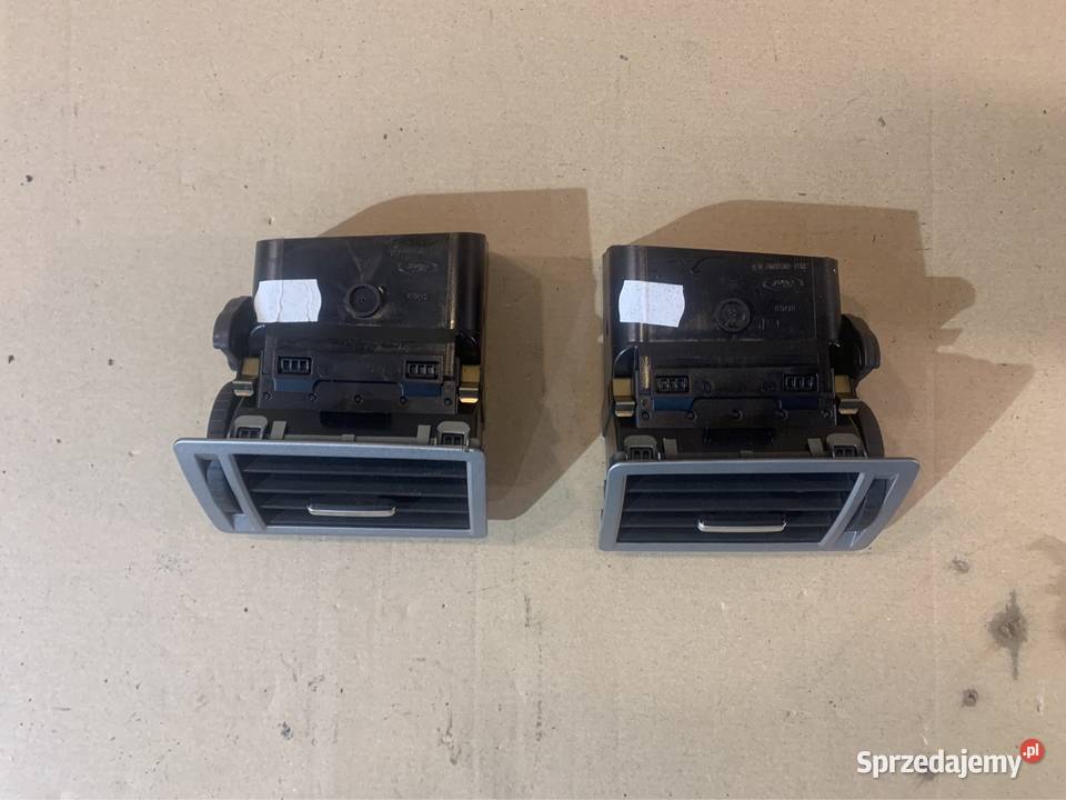 3M51R018B09 kratka lewa prawa Ford focus mk2 c Wyposażenie wnętrza Szczecin