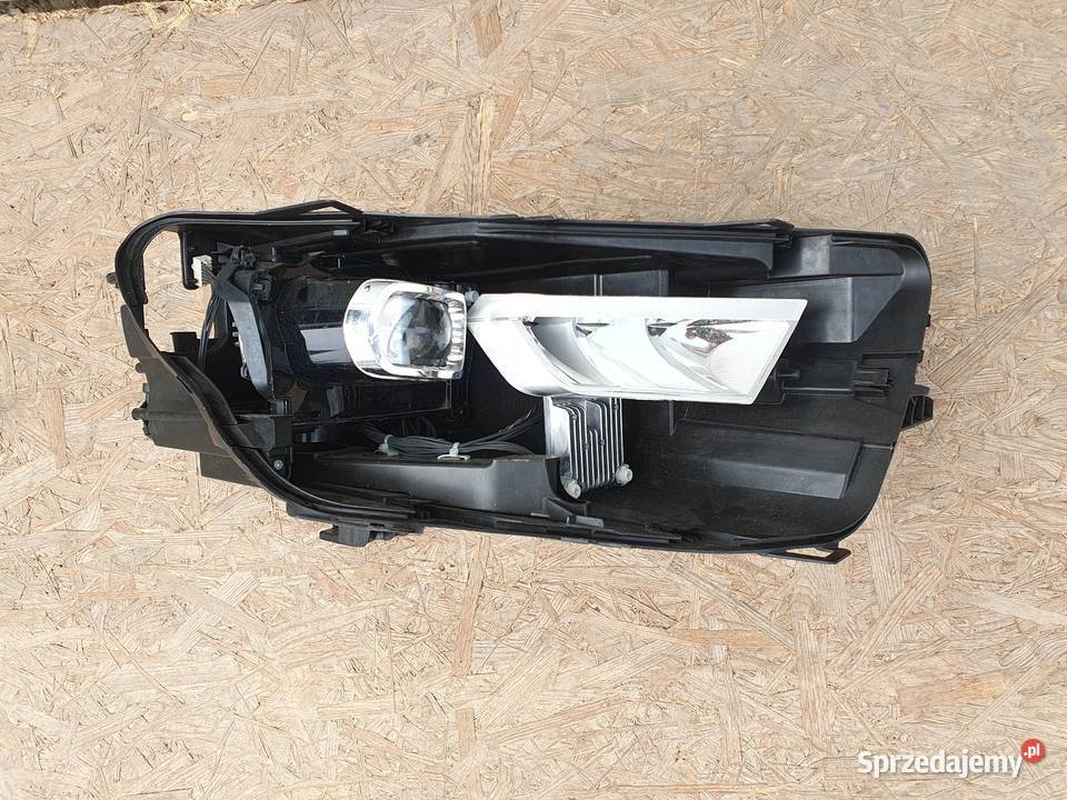FORD TOURNEO CONNECT PUSZKA LAMPY PRAWA PRZÓD Międzychód