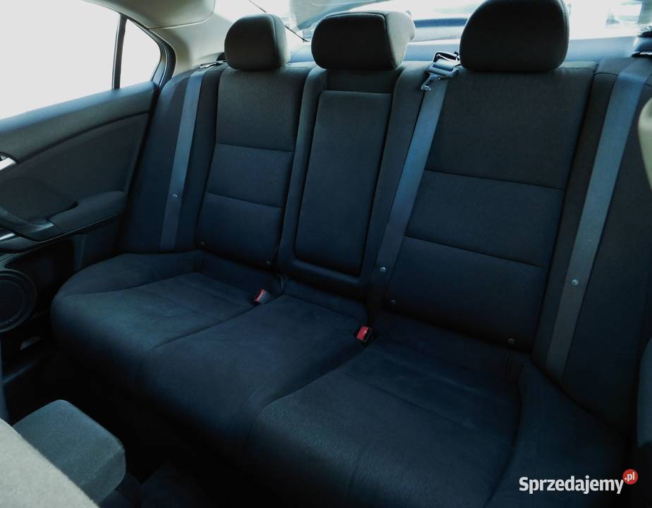 Honda Accord 8 20 Elegance Rok produkcji 2010 Staszów