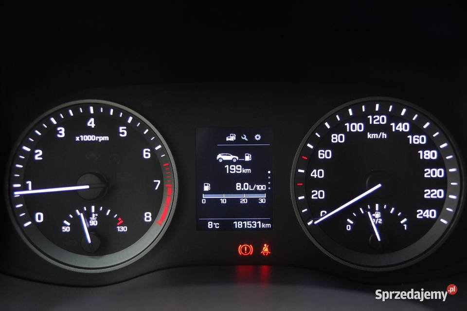 Hyundai Tucson 16 Benzyna 132 Klima Grzana bluetooth Nowy Sącz