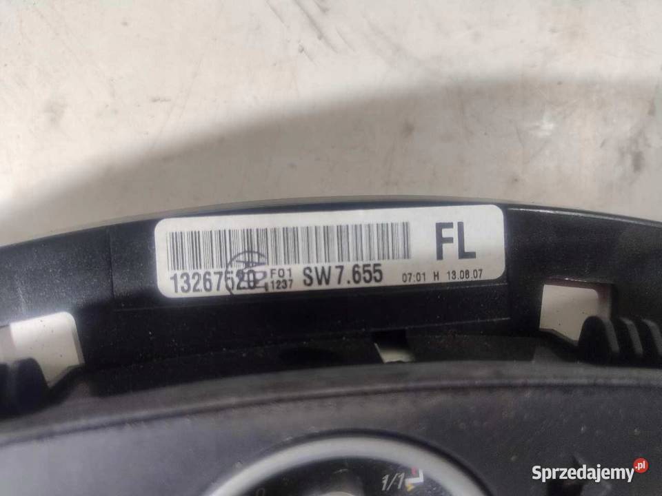 LICZNIK OPEL ZAFIRA B 19 CDTI 13267520 osobowe sprzedam