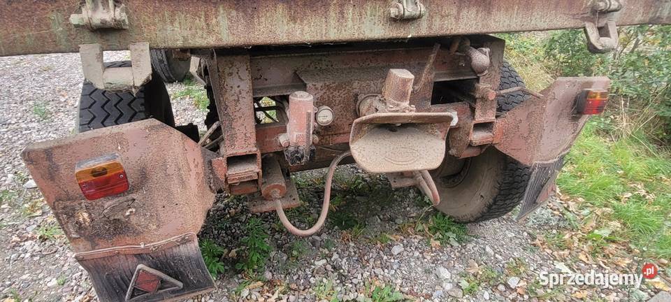 Wywrotka 2stronna pneumatyczna nieuszkodzony Przyczepy rolnicze Huta Szklana sprzedam