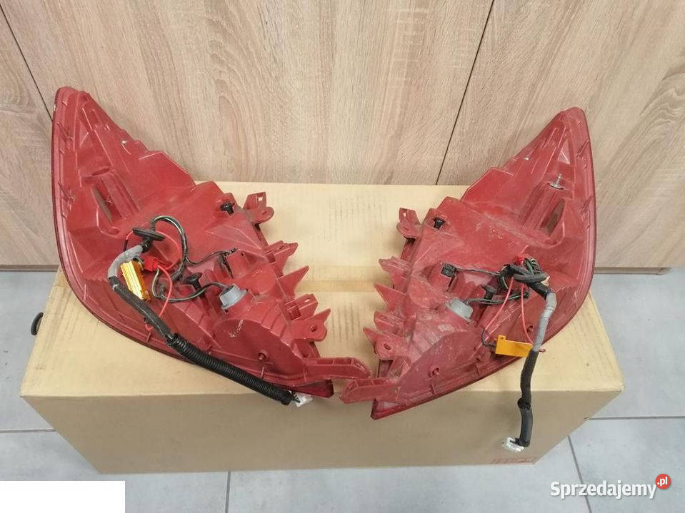 Honda Legend KB1 lampa tył prawa lewa lubelskie Kozubszczyzna