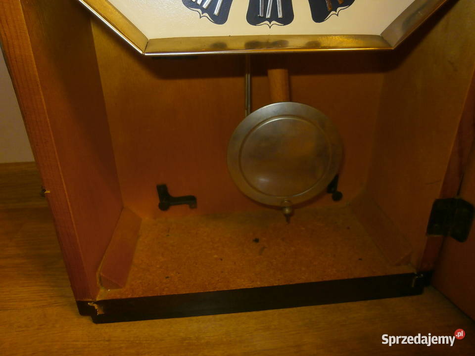 Zegar wiszący CCCP JANTAR sprawny do renoawcji łódzkie Łódź