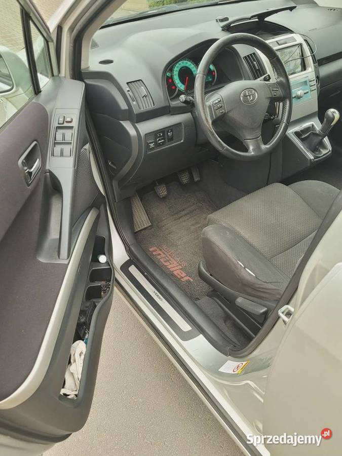 Toyota Corolla Verso sprowadzony Trzcianka sprzedam