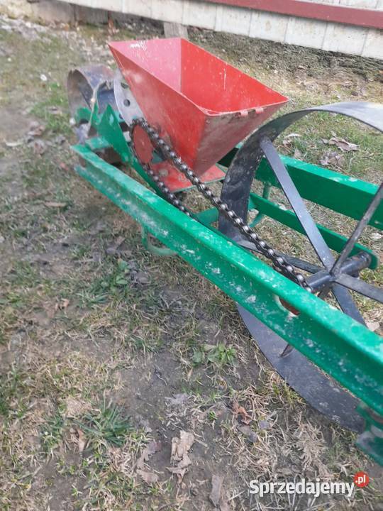 Sprzedam siewnik do ziół i warzyw Tarnawa Duża