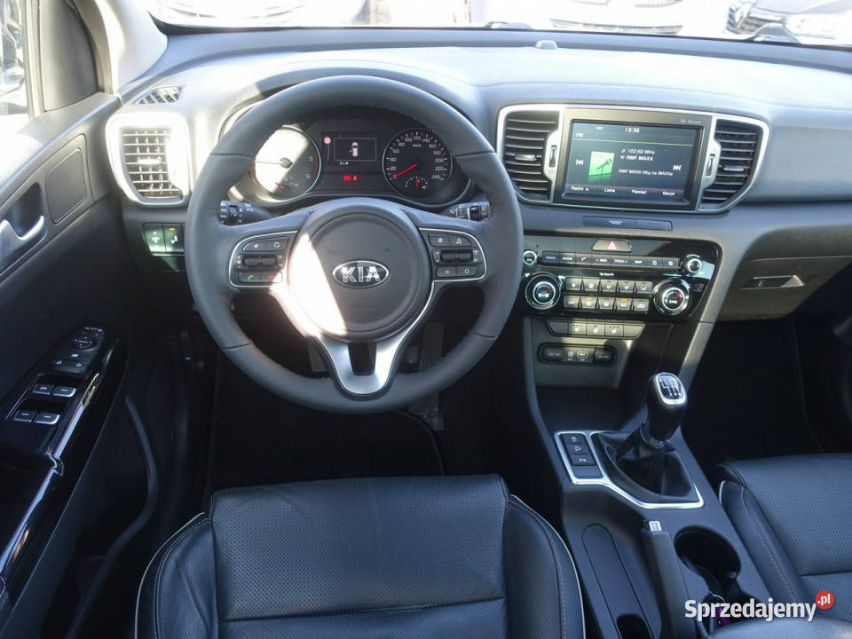 Kia Sportage 17D Xenon Panorama Skóra Ledy Navi Częstochowa sprzedam
