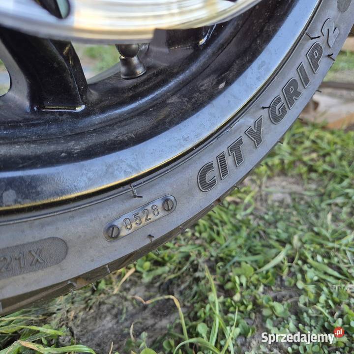 Sprzedam Sym Gts 125i efi nowe opony gotowy do 15KM Czmoń