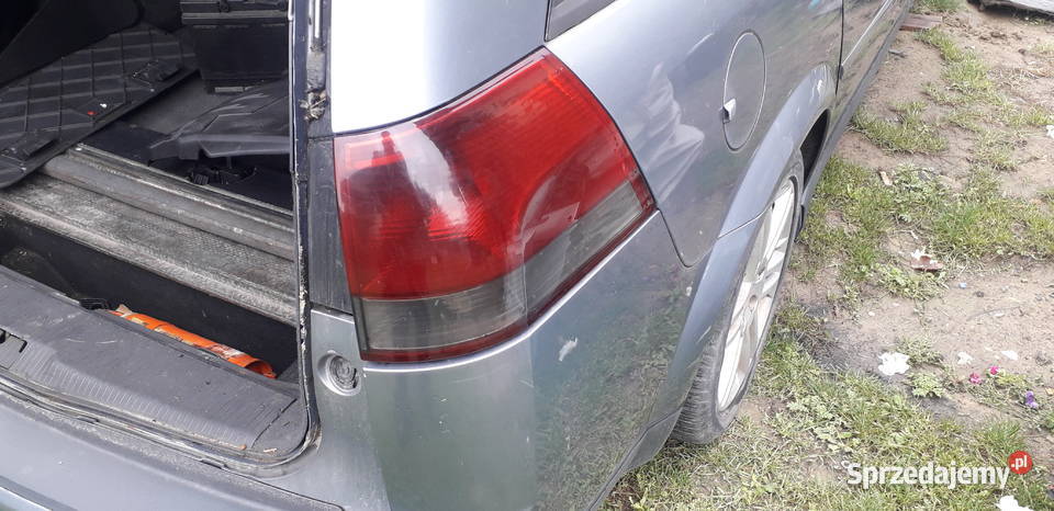 Komplet tylnych lamp Opel Vectra C 2005r Kombi Żabno