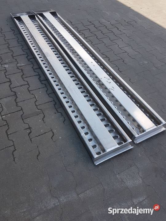 Najazdy podjazdy do lawet przyczep autolawet Żelechlinek sprzedam