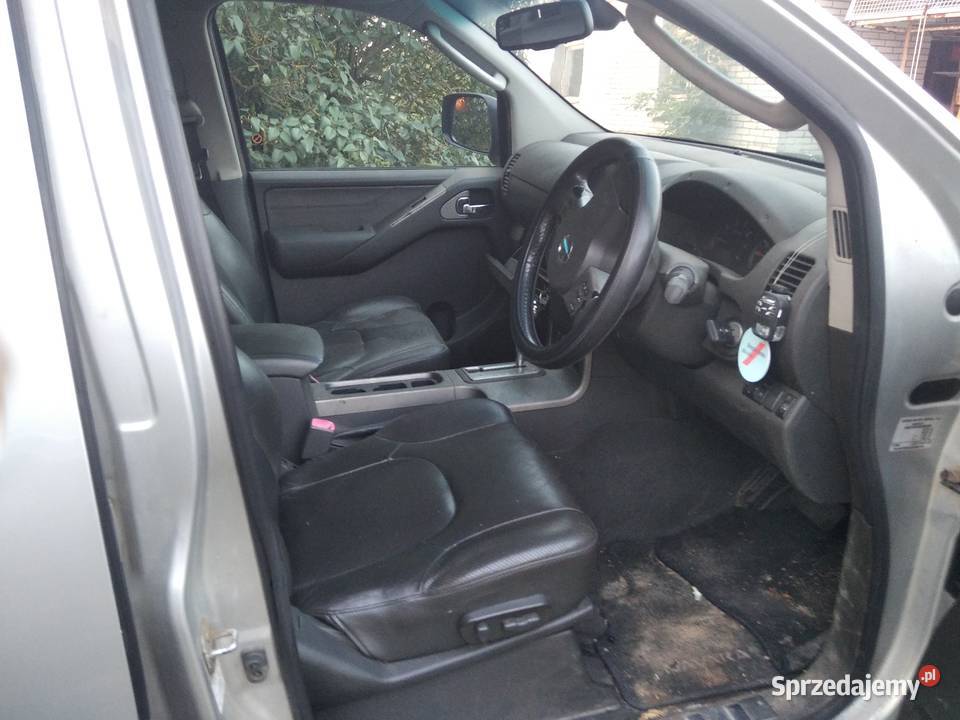 Nissan Navara różne części terenowe