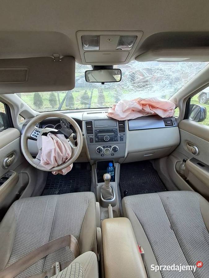 Nissan Tiida 16b uszkodzony 10KM Kurów