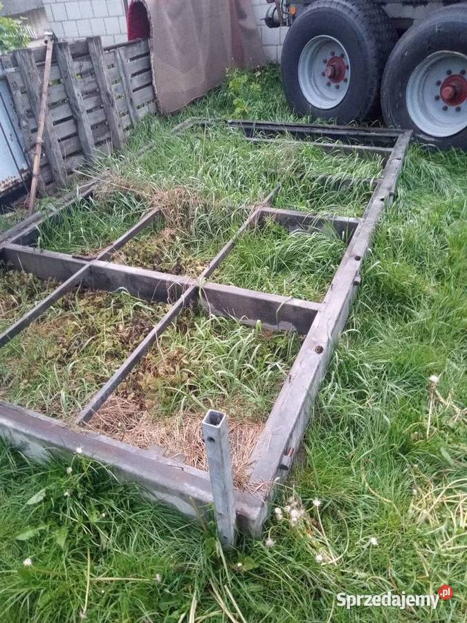 Rama paki z busa Grajewo