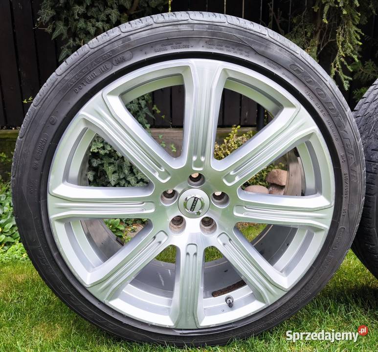 Felgi Volvo 20 31381534 z oponami