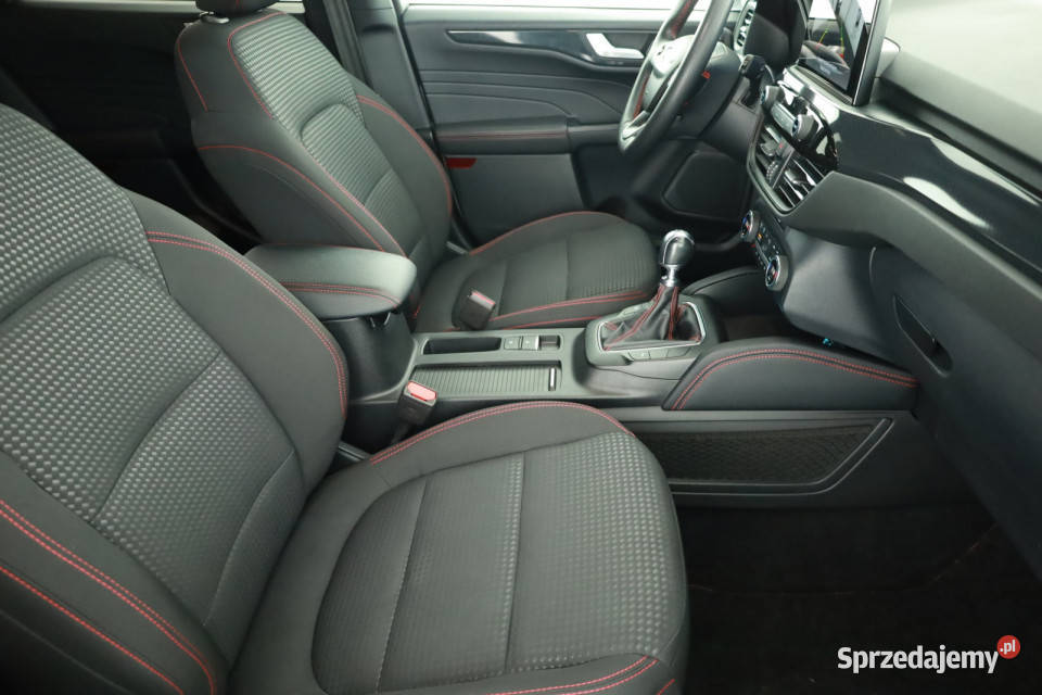 Ford Kuga 15 EcoBoost Rok produkcji 2021 Piaseczno sprzedam