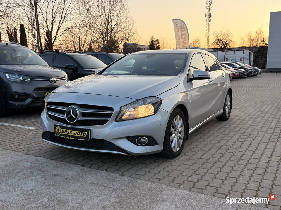 MercedesBenz A 180 2012 122KM Warszawa