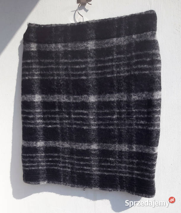 Wełniana spódnica z ozdobnym zamkiem z tyłu Warszawa sprzedam