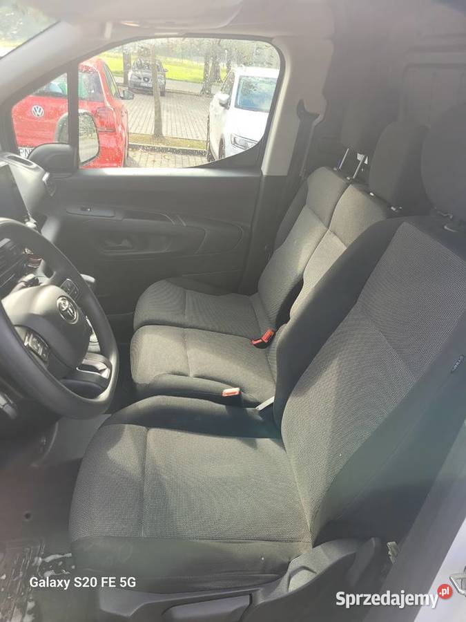 Toyota proacecity izoterma chłodna cesja Zbąszyń