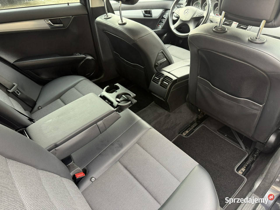 Mercedes C 180 DUZA NAVI zadbana 100 oryginalny Poznań