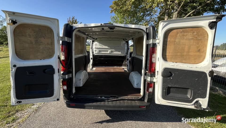 Renault Trafić Long 2016r Klima bluetooth