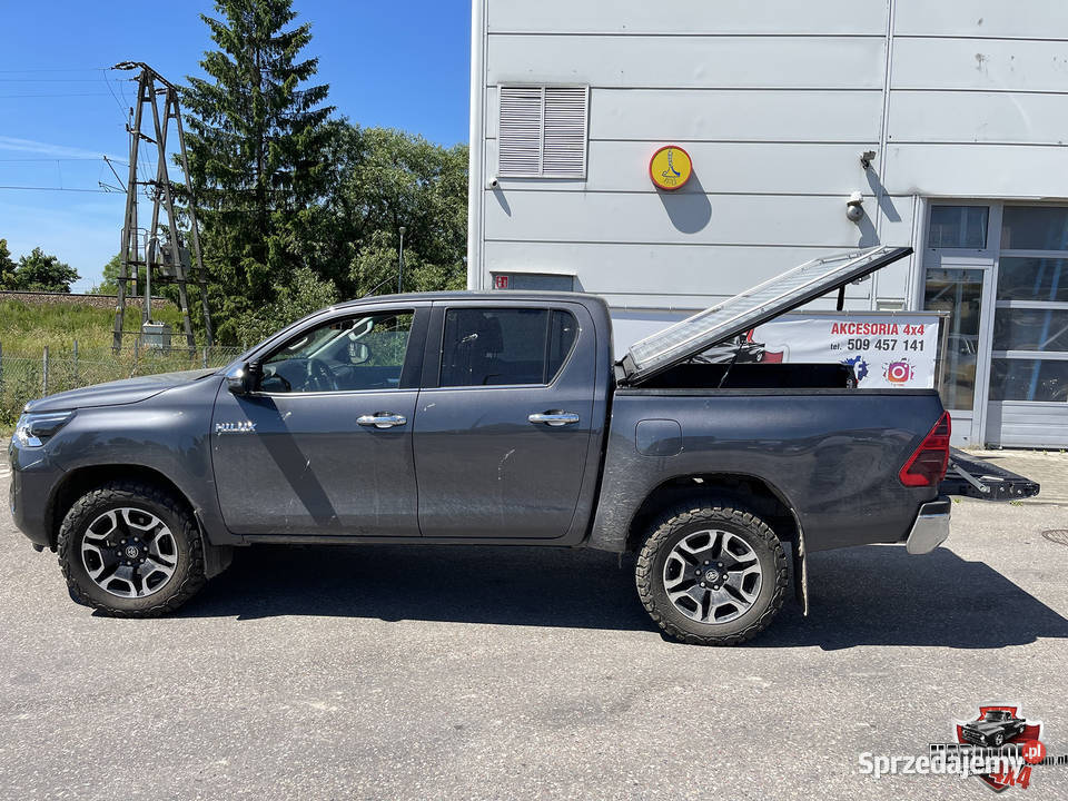 Pokrywa TOYOTA HILUX zabudowa MOUNTAINTOP Pasłęk