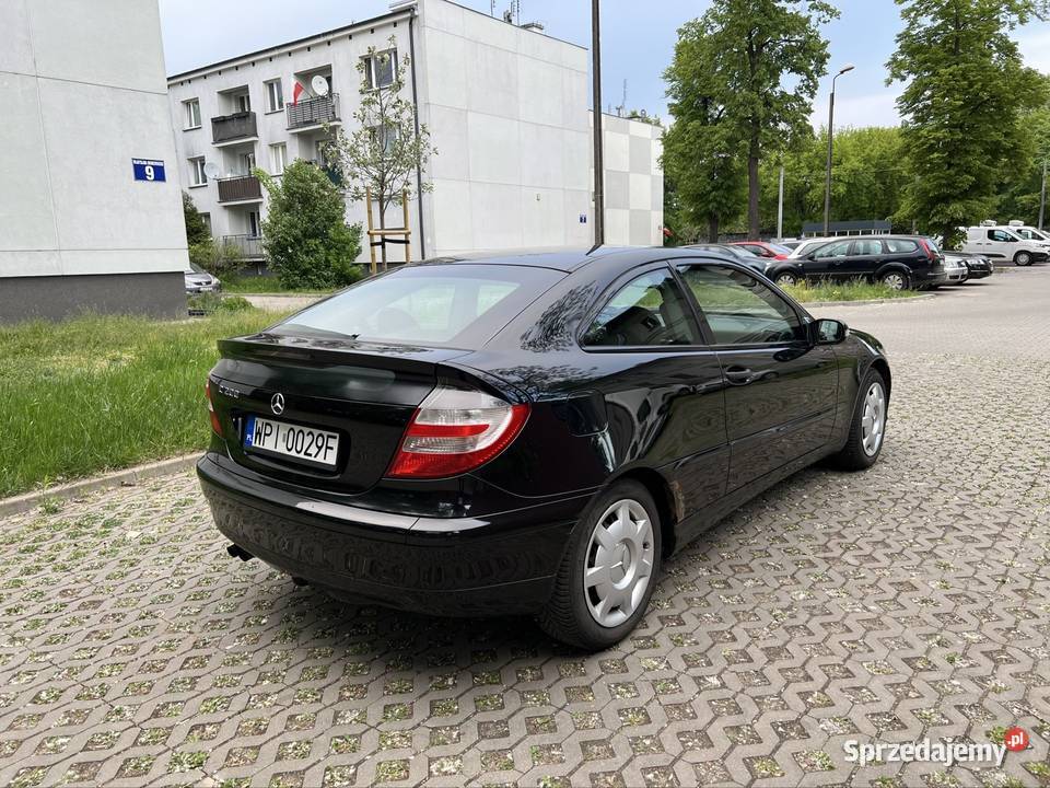 Mercedesbenz C klasa lift 2004 hak 2/3 Pruszków