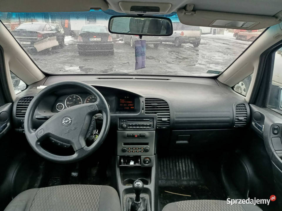 Opel Zafira Opel Zafira 20 DTI 101 03r A srebrny Zafira Tarnów