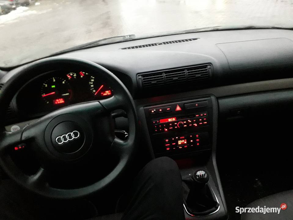 Audi A4 19 TDi 2000 długie opłaty sprawny