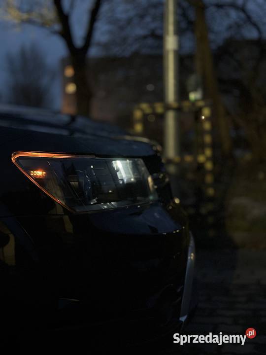 Czarny Dodge Journey 7os BiLed 4x4 szyberdach Słupsk sprzedam