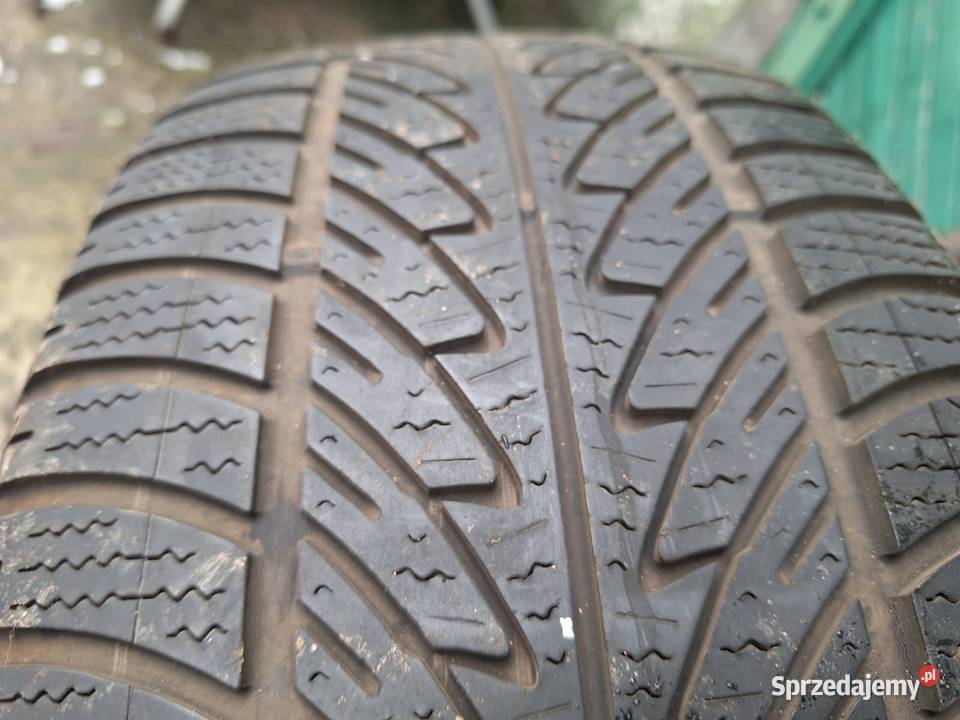 Opony Goodyear 21550 R17 95V Rotacyjne
