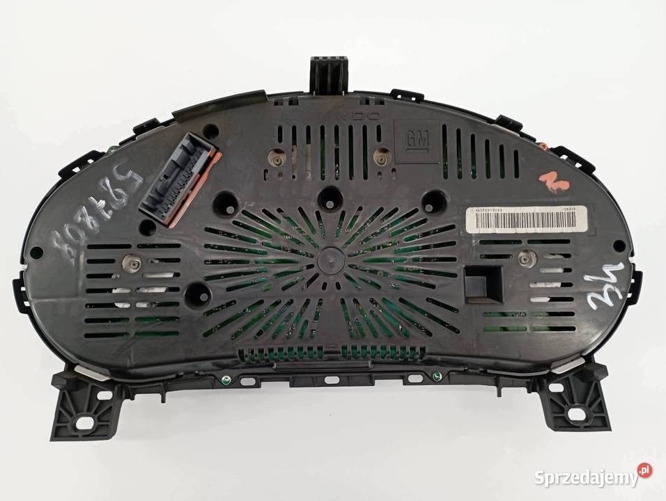 LICZNIK 13327314 A2C53370223 16 B 179 Opel